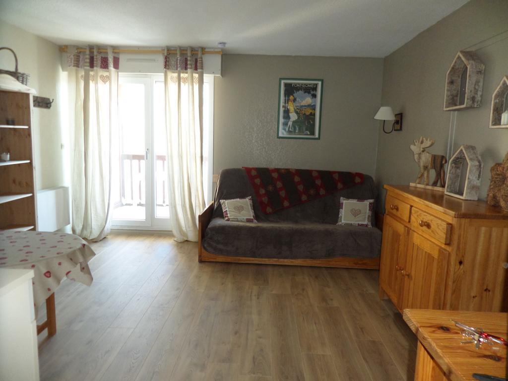 Appartements Les Balcons Du Soleil Font-Romeu-Odeillo-Via ภายนอก รูปภาพ