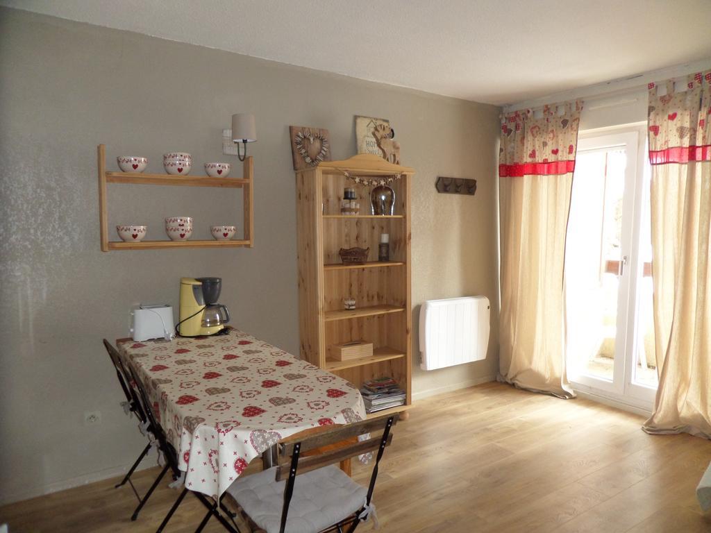 Appartements Les Balcons Du Soleil Font-Romeu-Odeillo-Via ภายนอก รูปภาพ